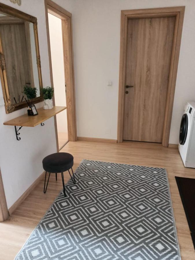 Alex Mnl Lux Apartment 2 Free Parking بوخارست المظهر الخارجي الصورة